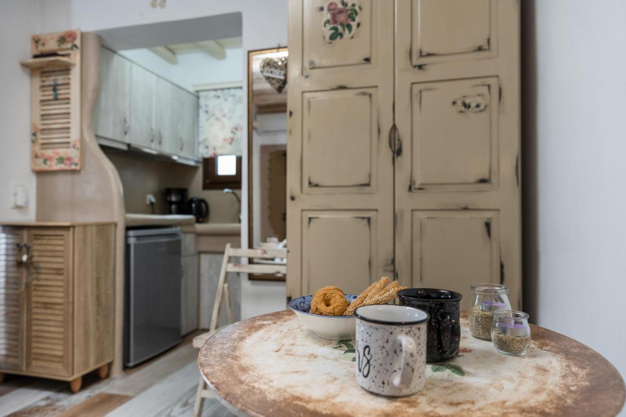 Naxos City Elizabeth'S Small Apartment מראה חיצוני תמונה